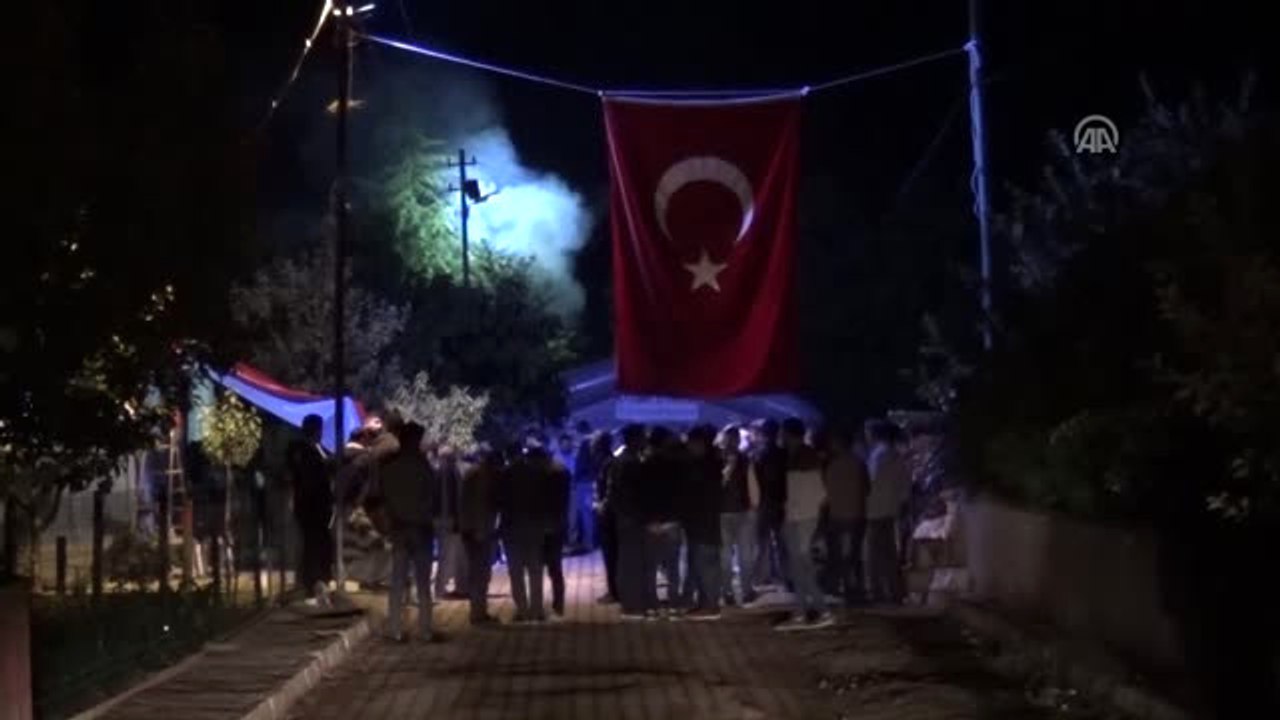 Kılıçdaroğlu'ndan Şehit Ailesine Taziye Ziyareti