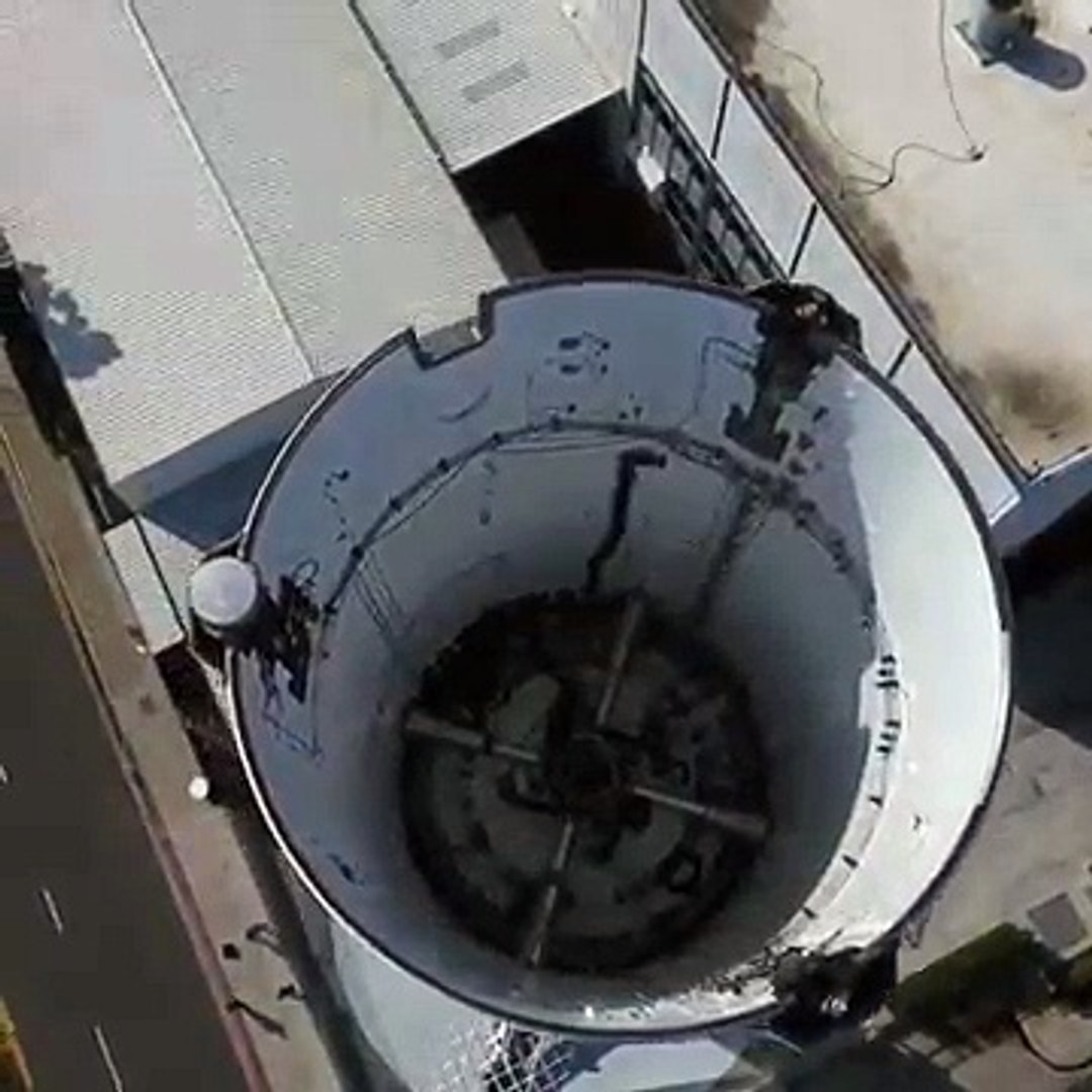SpaceX Hawthorne Display Booster