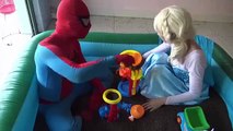 As incríveis aventuras da Princesa Elsa Frozen, Homem-Aranha e seus amigos #003