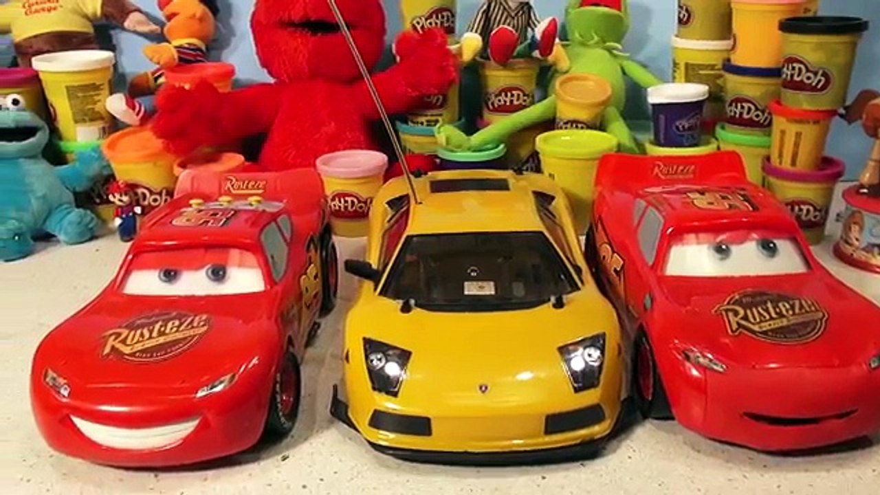 Pixar Cars Lightning McQueen , Walkin and Talkin Lightning McQueen Open Box Demo