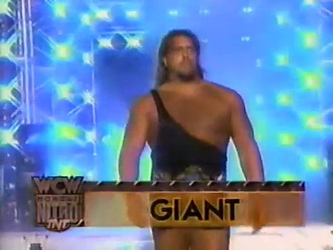 The Big Show (Giant) v.s Goldberg