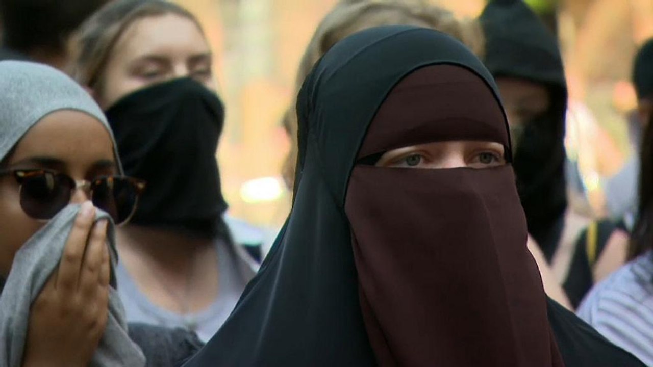 Bei Verschleierung Bußgeld: Dänemark beschließt 'Burka-Verbot'