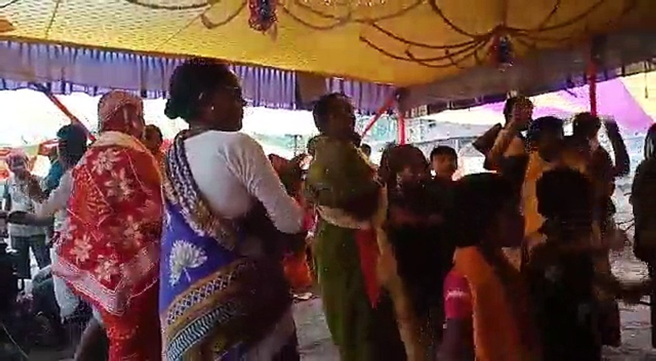 Hare Krishna bole bahutule Video song || bengali funny dance video