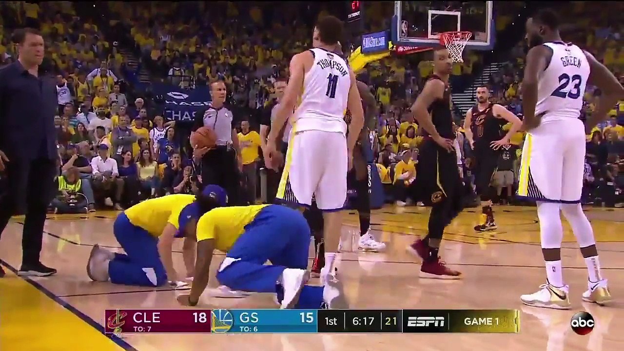 Klay Thompson SCARY KNEE INJURY By JR Smith Game 1 Cavaliers vs Warriors 2018 NBA