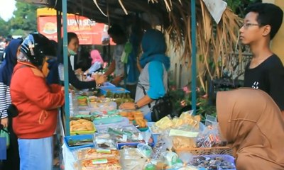 ''Jalur Gasa'' Pasar Makanan dan Cemilan Ramadan