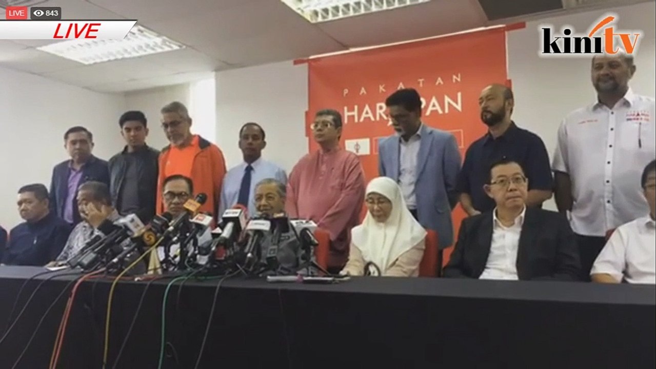 LIVE: Sidang media Dr M di Majlis Presiden HARAPAN