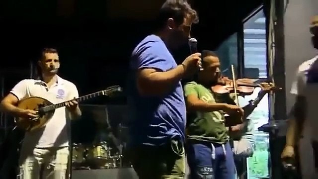 ΣΠΑΝΙΟ ΑΠΟ ΠΡΟΒΕΣ ΤΟΥ ΘΕΟΥ !!!! Παντελής Παντελίδης - Ποιος Είναι Αυτός - Live