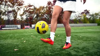 How To Juggle a Soccer Ball - Basic Tutorial - YFutbol - YouTube