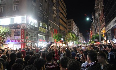 Elazığspor'a destek yürüyüşünde gerginlik