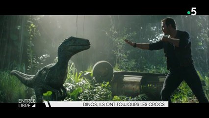 Dinos, ils ont toujours les crocs
