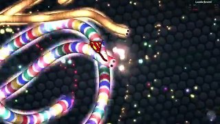 Slither.io BORDER HACK / TRAPPING TRICK / Superman Skin /BEST TROLLING MOMENTS