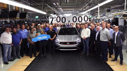 VW Chattanooga Commemorates 700,000th Passat Build with Limited Edition GT Model