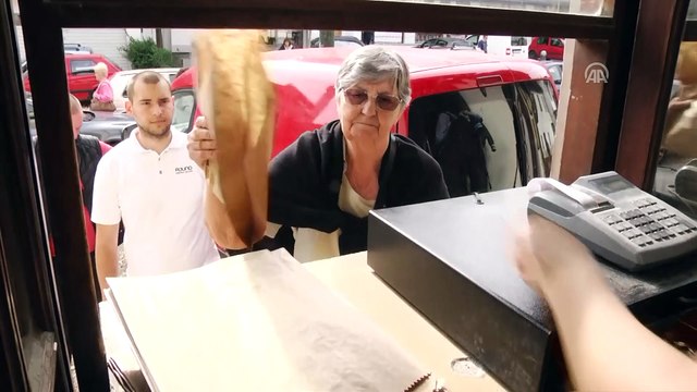 Boşnak ailenin bir asırlık vazifesi: 'Saraybosna'nın ramazan kokusu' somun - SARAYBOSNA