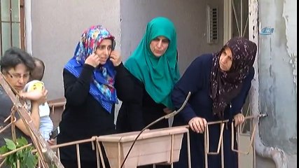 Fren Yerine Gaza Basan Sürücünün Kullandığı Otomobil Apartman Boşluğuna Uçtu