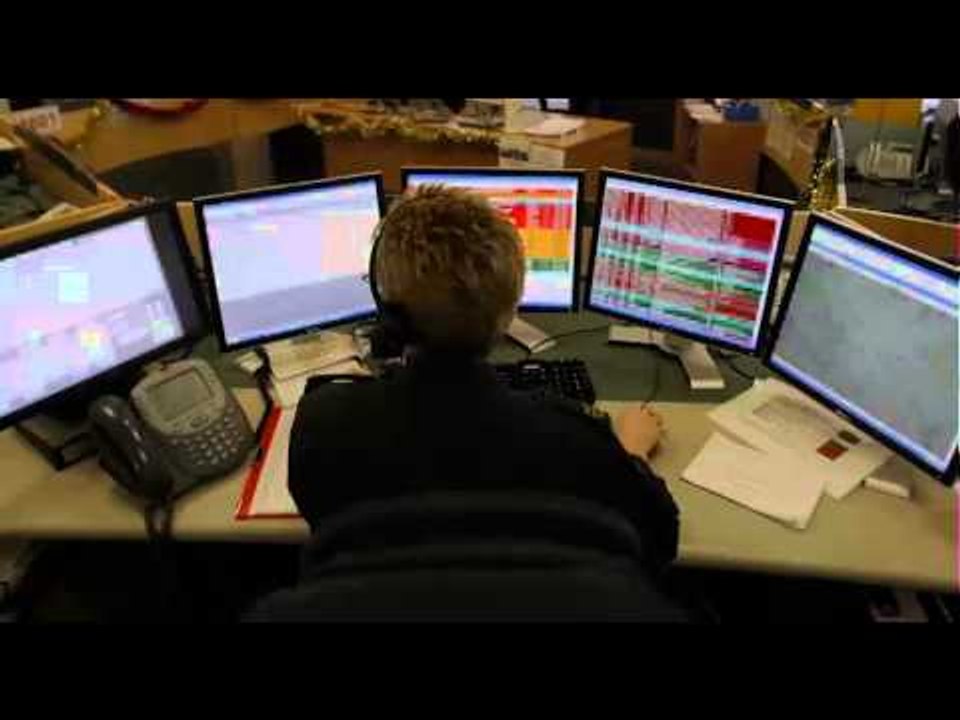 Actual calls to 999 - including man who can't get served in McDonalds