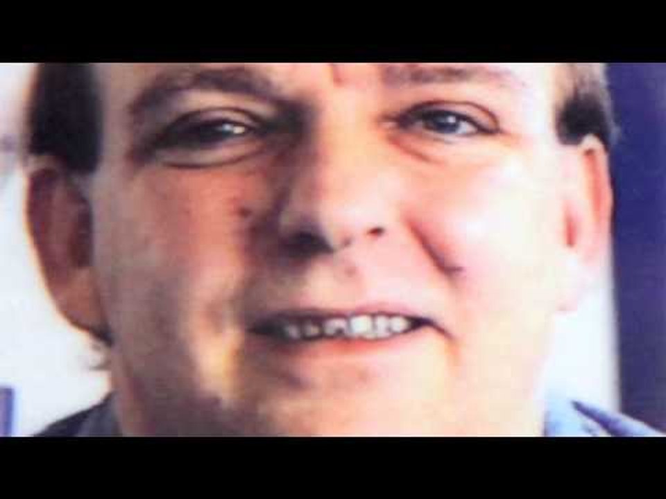 Mark Hemmings makes THREE desperate attempts for emergency medical help.