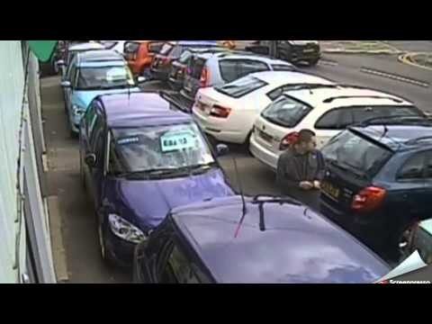 Range Rover wheel caught on camera hurtling down the road