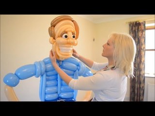 Artist captures AIRS to throne as life-size balloon sculptures
