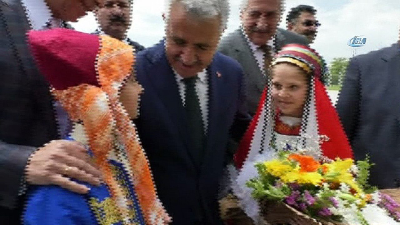 Bakan Ahmet Arslan, Kars’ta incelemelerde bulundu