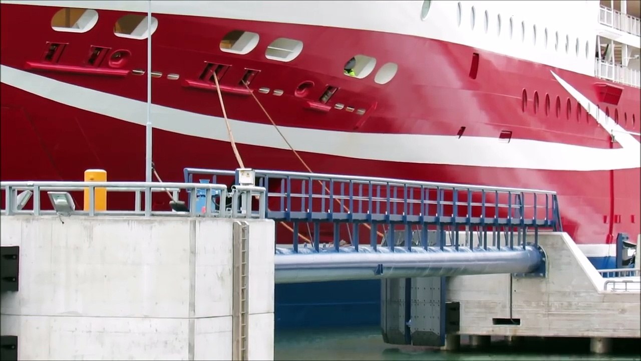 Viking Line Grace avgår från Mariehamn 14 01 2017