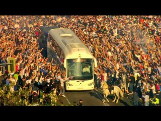 INCREDIBLE Scenes Outside Santiago Bernabeu As Real Madrid Fans Welcome Team-Bus Pre Atletico!