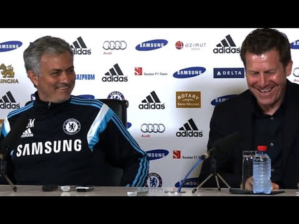 Jose Mourinho Plays Prank On Chelsea's Press Officer