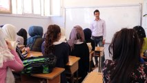 Afrin merkezinde teröristlerin durdurduğu eğitim yeniden başladı - AFRİN