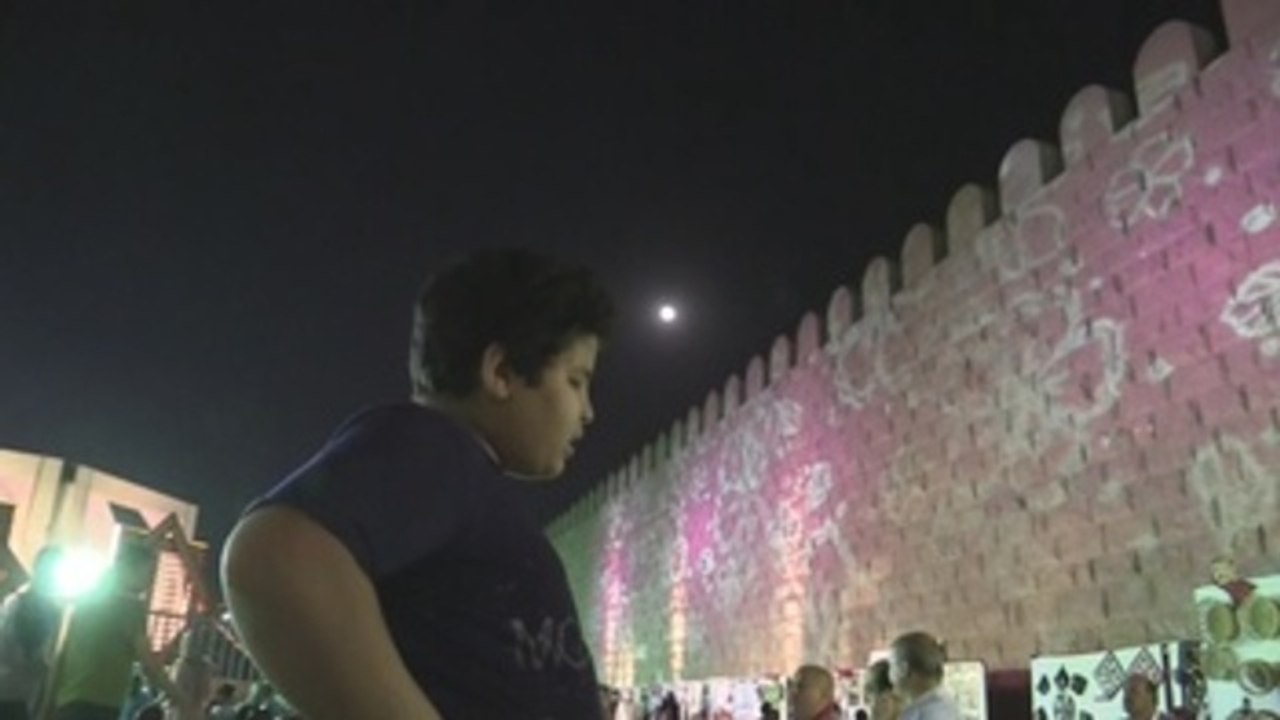 Música y espectáculos animan las noches de Ramadán en El Cairo