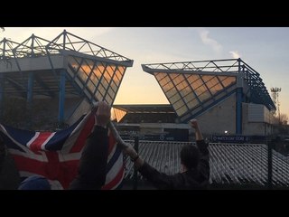 Скачать видео: Millwall Fans Celebrate Their Side's Late Goal Against Leicester In The FA Cup