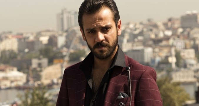 Ünlü Oyuncu Erkan Kolçak Köstendil, Vefaspor'la Anlaştı