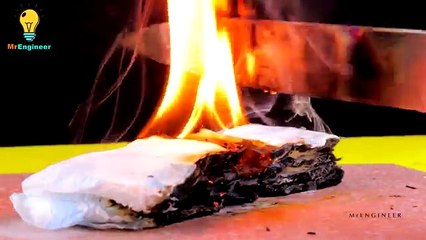 EXPERIMENT Glowing 1000 degree KNIFE VS COCA COLA