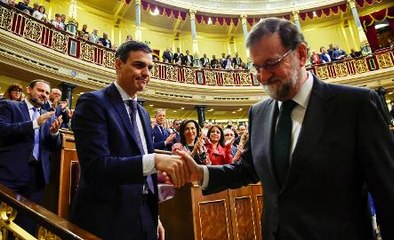 Pedro Sanchez becomes new Spanish PM as Rajoy gets forced out of office