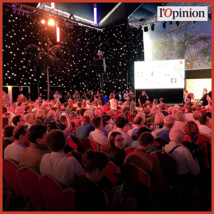 Collard, Bay, Ménard : les réactions au retour de Marion Maréchal