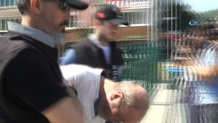 Yaşlılara kendilerini oğlu ve ya torunu olarak tanıtıp dolandırıcılık yapan çete çökertildi