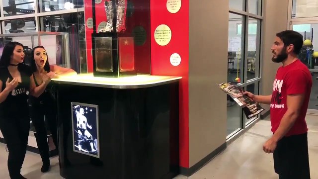 As voting for the NXT Year End Awards nears its deadline, the Iconic Campaign tries to influence one more Superstar to vote for them... Peyton Royce, Billie Kay, Johnny Gargano