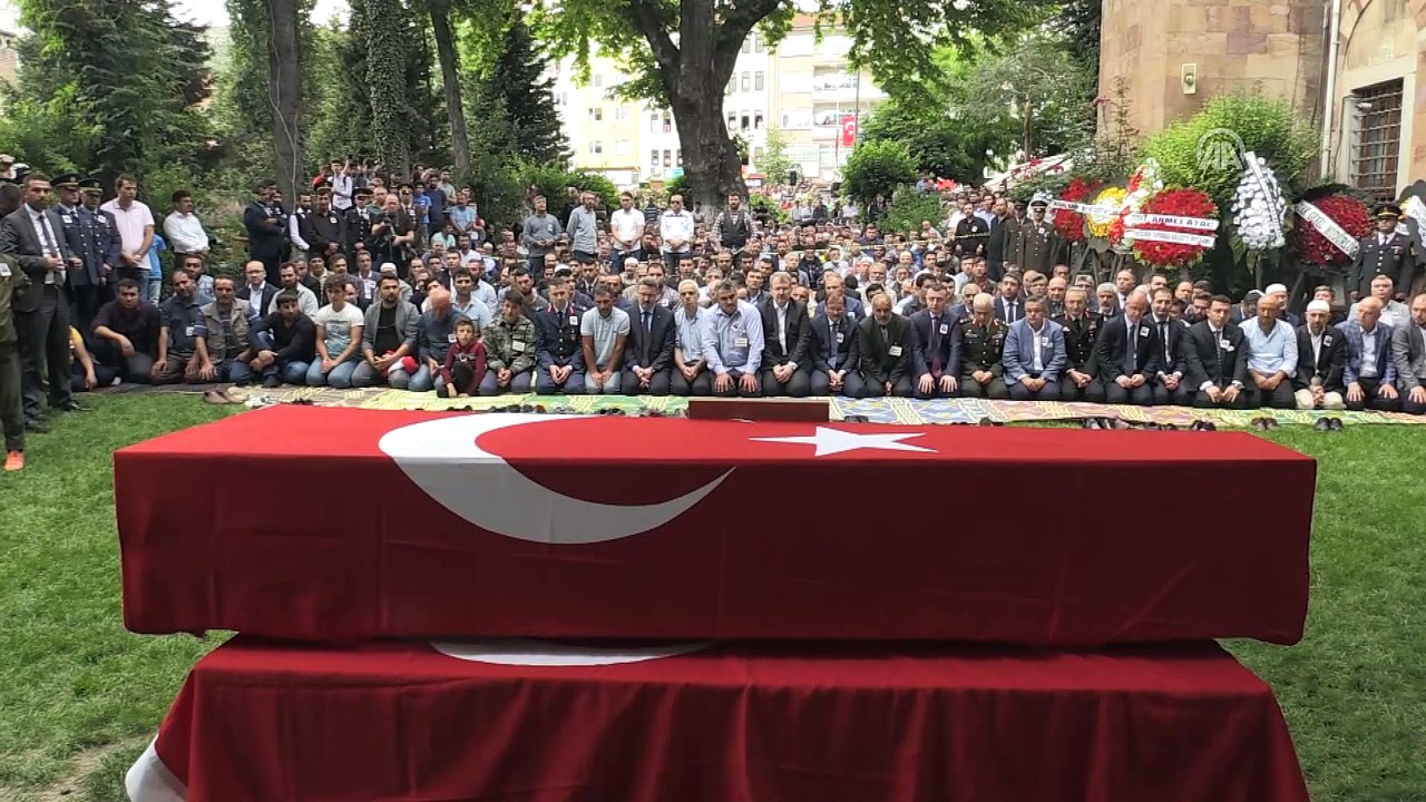 Piyade Uzman Çavuş Demir, son yolculuğuna uğurlandı - BİLECİK