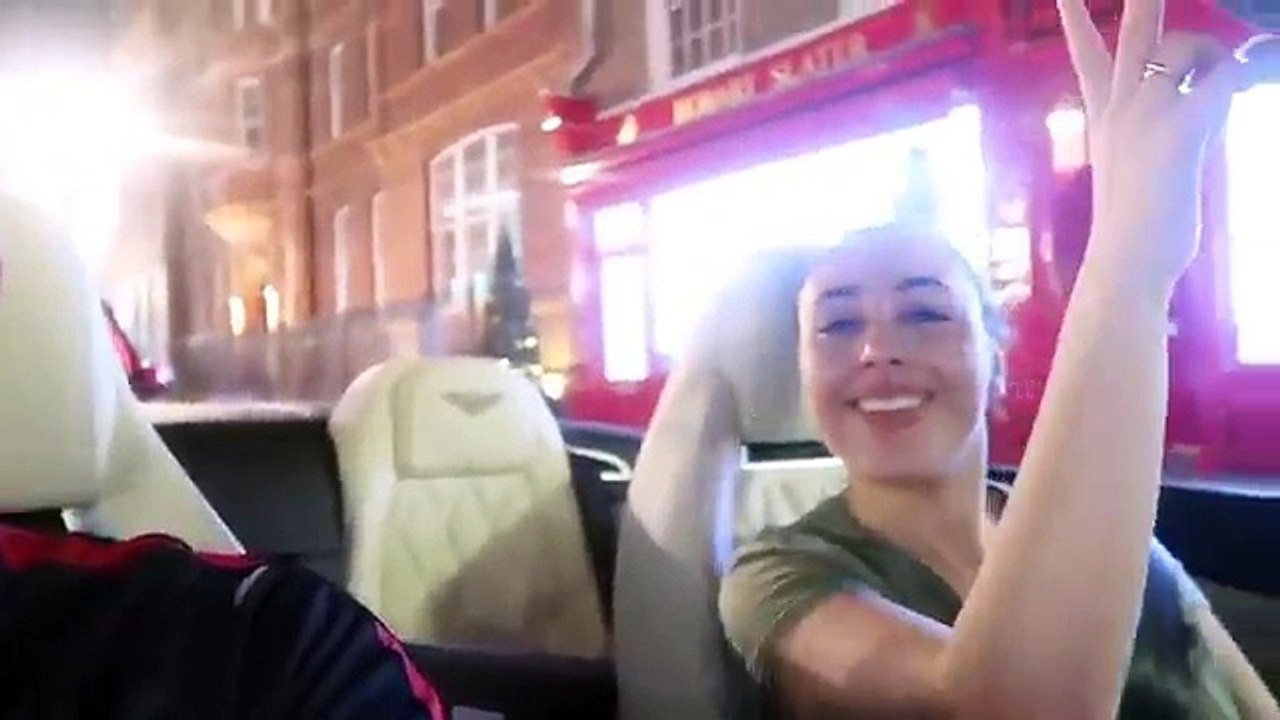 SHE THREW A FIDGET SPINNER IN MY EYE !! (VERY PAINFUL)