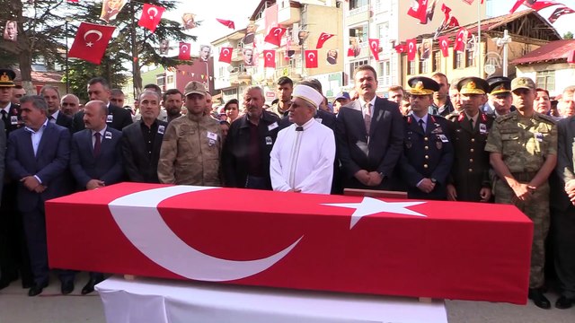 Şehit Piyade Uzman Çavuş Koç, son yolculuğuna uğurlandı (2) - AMASYA