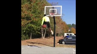HE BOUNCED THE BALL WHILST IN THE AIR THEN DUNKED!?!?! The Dexton Crutchfeild Story