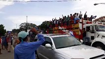 Caravana de campesinos llega a Las Banderas, desde este punto seguirán solos hasta sus comunidades.