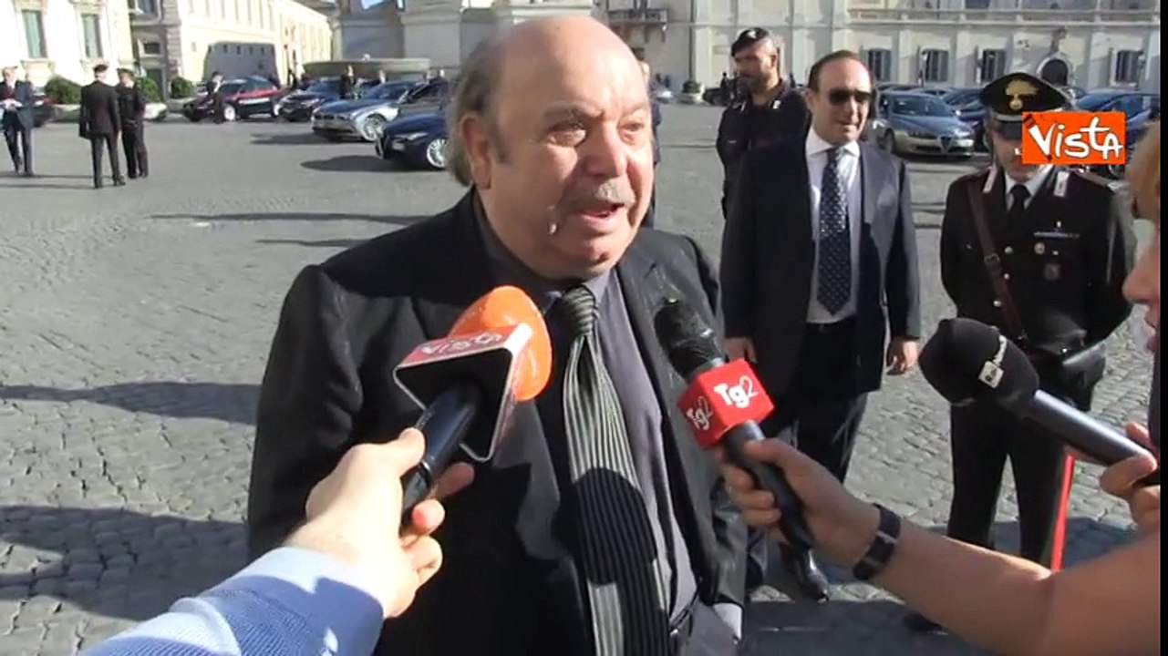 Governo, spunta anche Lino Banfi: "Conte? Simbolo di pugliesità. Sono tutti bravi. Sarà un bel governo"