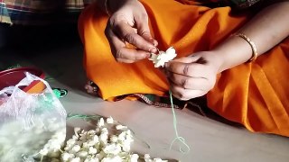 How to string jasmine with needle | Easy to string flower with needle