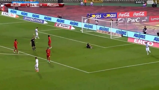 Thibaut Courtois hand injury Belgium 0-0 Portugal