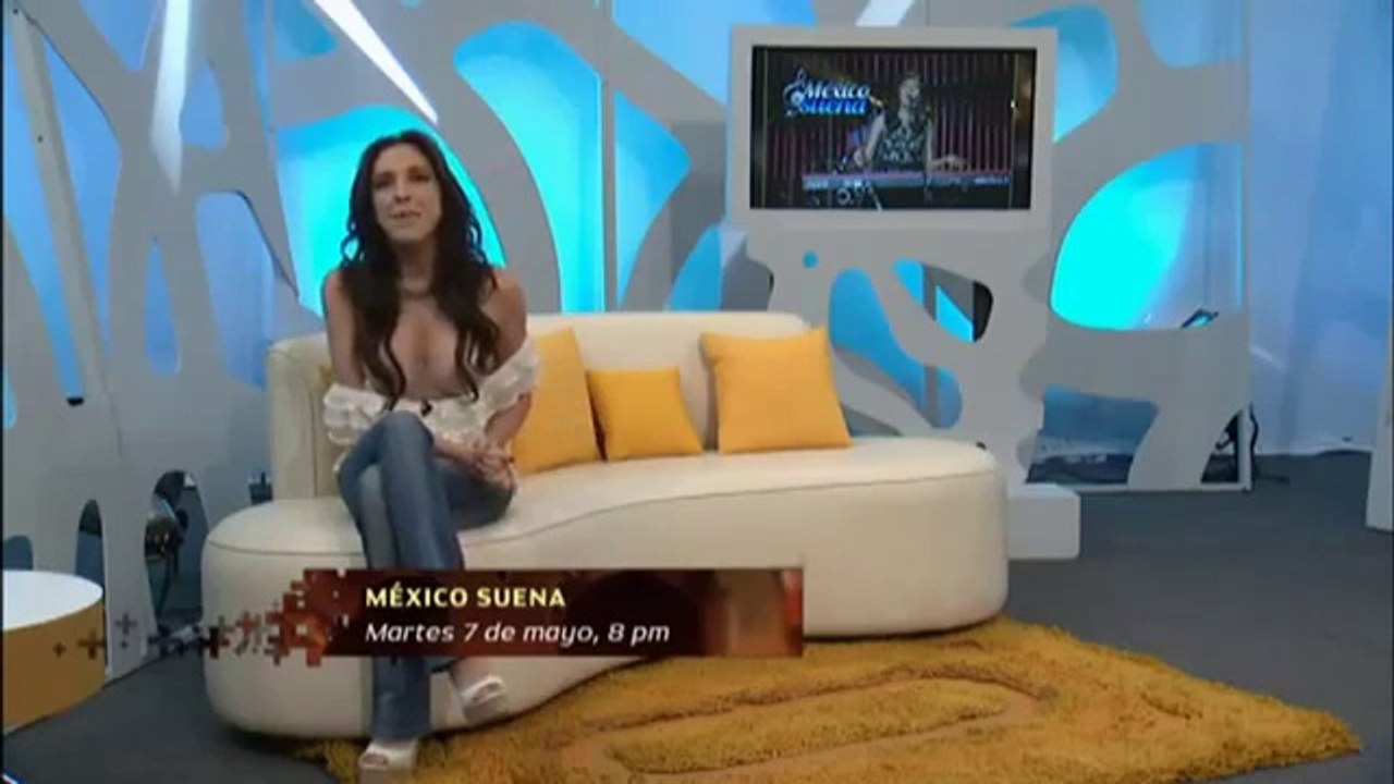 mdr Elle perd son haut à la télévision mexicaine