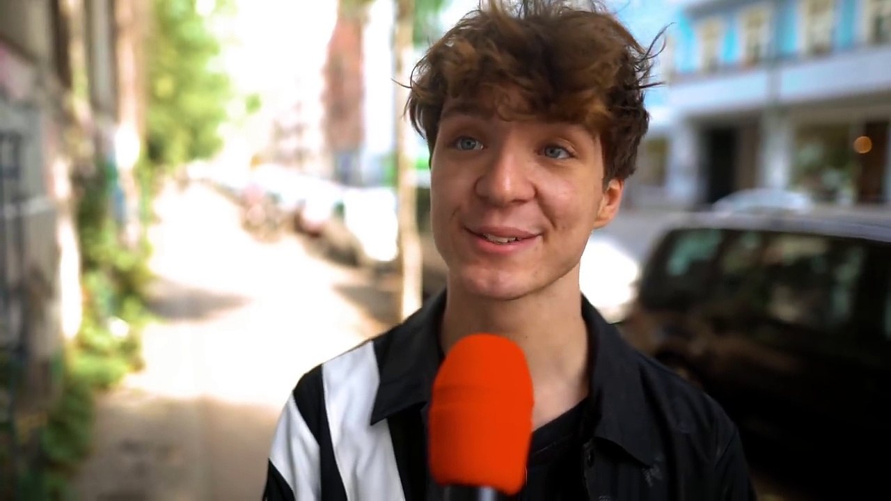 Boy vs. Girl - im Auto | Die Lochis