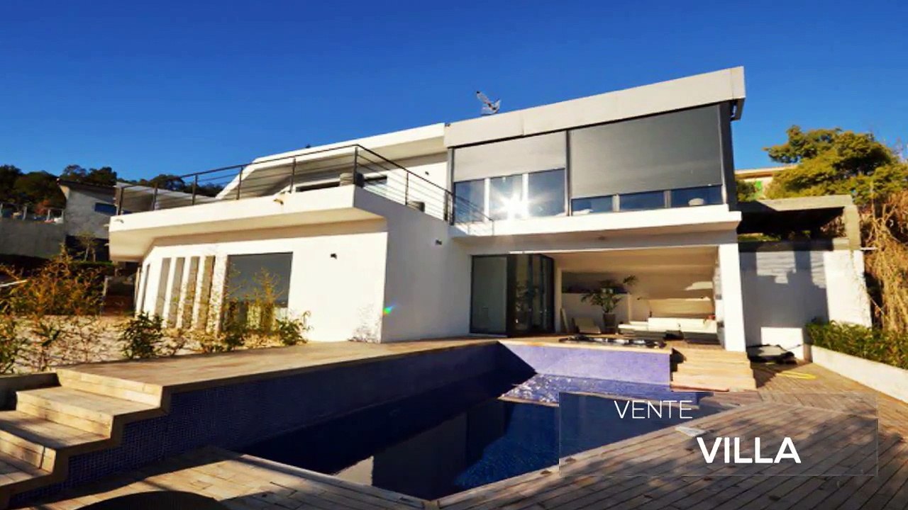 A vendre - Maison/villa - Les adrets de l esterel - 5 pièces - 230m²