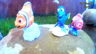 Finding Dory Giant Surprise Egg Hunt Pool Adventure - Paw Patrol - Minions
