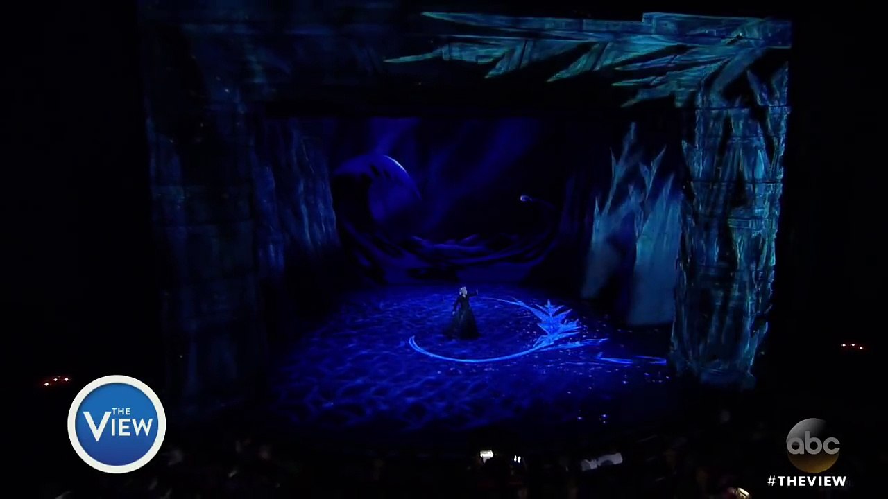 Frozen The Broadway Musical's Caissie Levy Performs 'Let It Go'