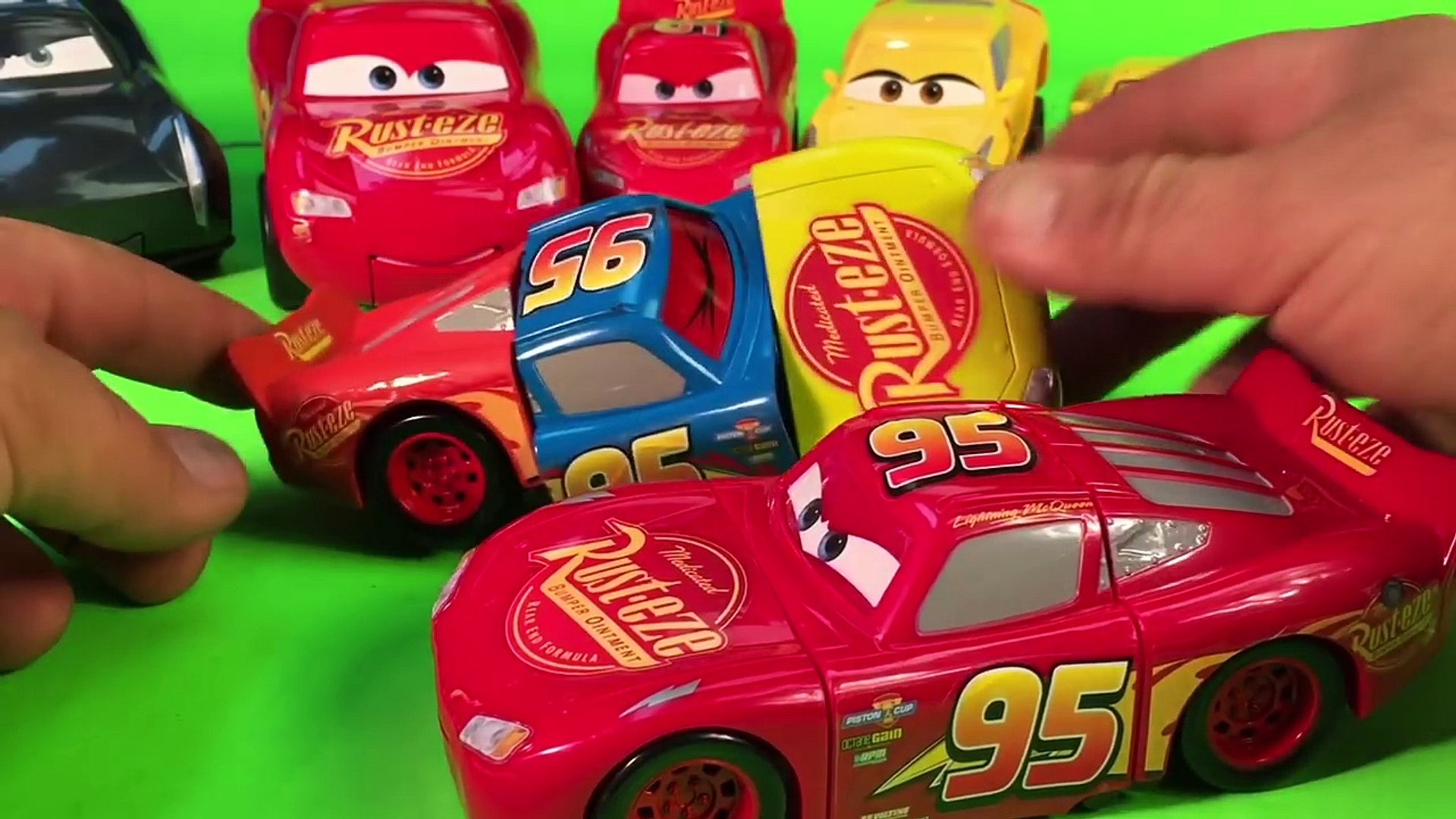 Cars 3 Toys with Lightning McQueen 