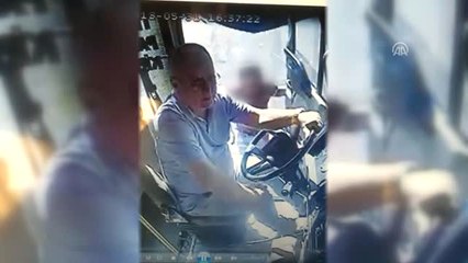 Minibüs Şoförünün Bıçaklanma Anı Güvenlik Kamerasında - Kırklareli